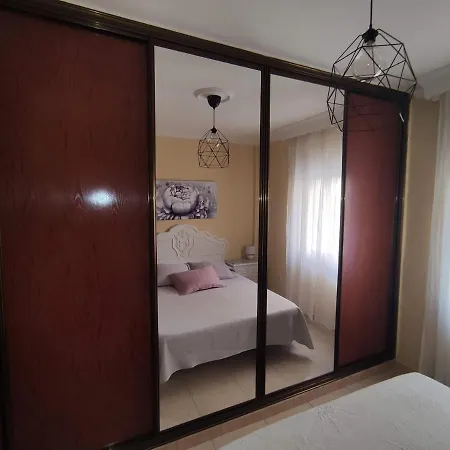 Amplio Piso Junto A Playa Victoria Apartamento